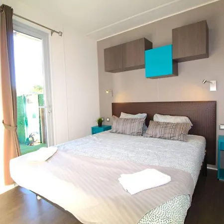 Дом отдыха 3 Bedrooms Bungalow With Private Pool Terrace And Wifi At Mourisca 6 Km Away From The Сетубал