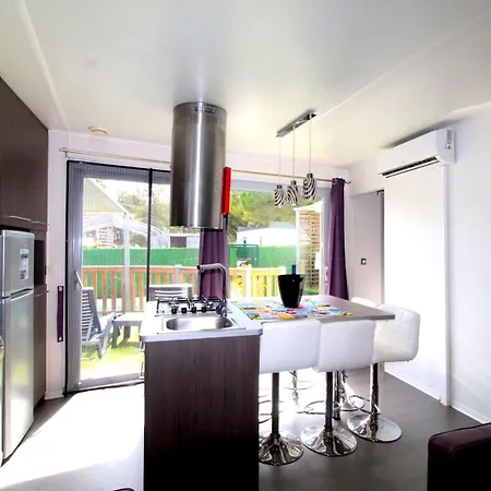 3 Bedrooms Bungalow With Private Pool Terrace And Wifi At Mourisca 6 Km Away From The Дом отдыха Сетубал